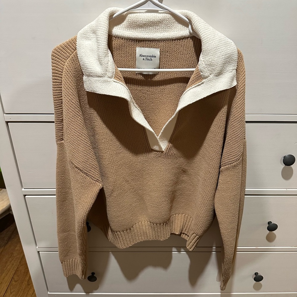 NWT Abercrombie Sweater